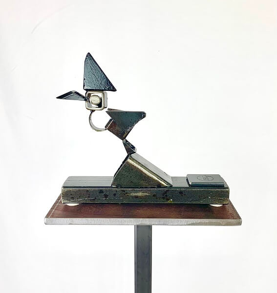 sculpture of a marsh wren